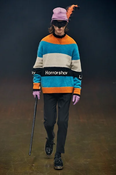 Look 8